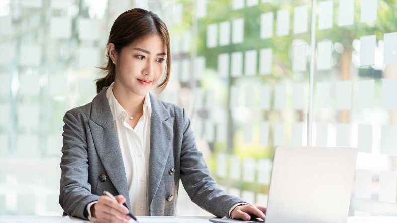 ファイナンシャルプランナーは怪しい？注意点と相談すべきか