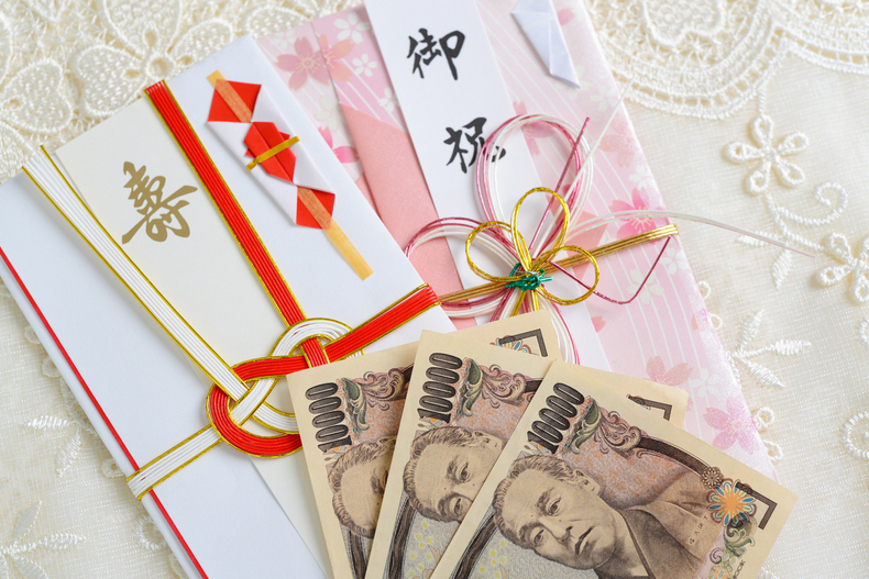 結婚式のご祝儀は贈るべき？経済的な影響によるお祝い金への考え方の変化